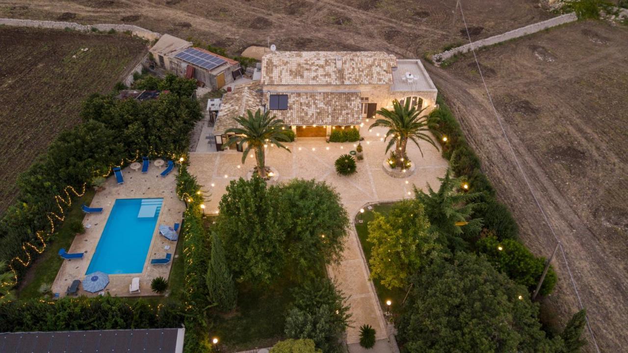 Casale Della Contea Affittacamere Modica Esterno foto