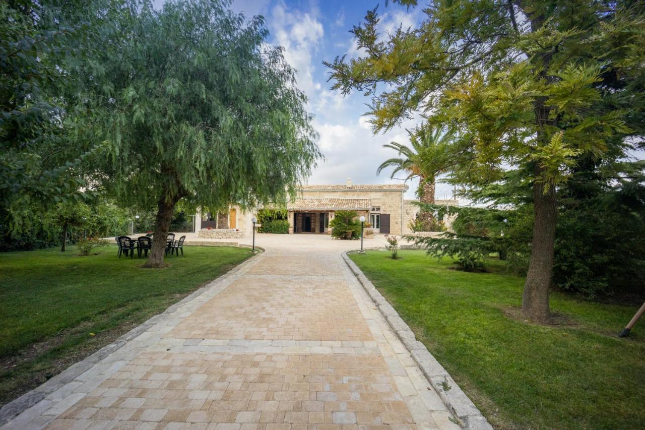 Casale Della Contea Affittacamere Modica Esterno foto