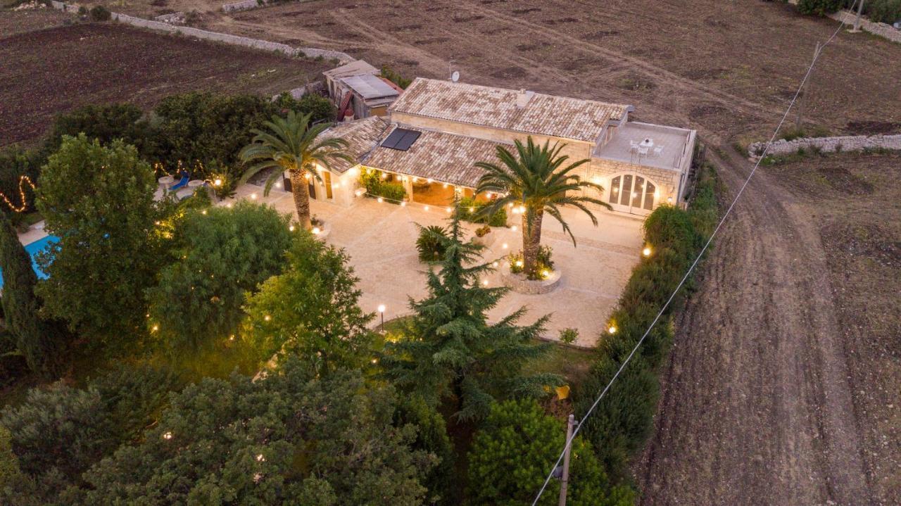 Casale Della Contea Affittacamere Modica Esterno foto